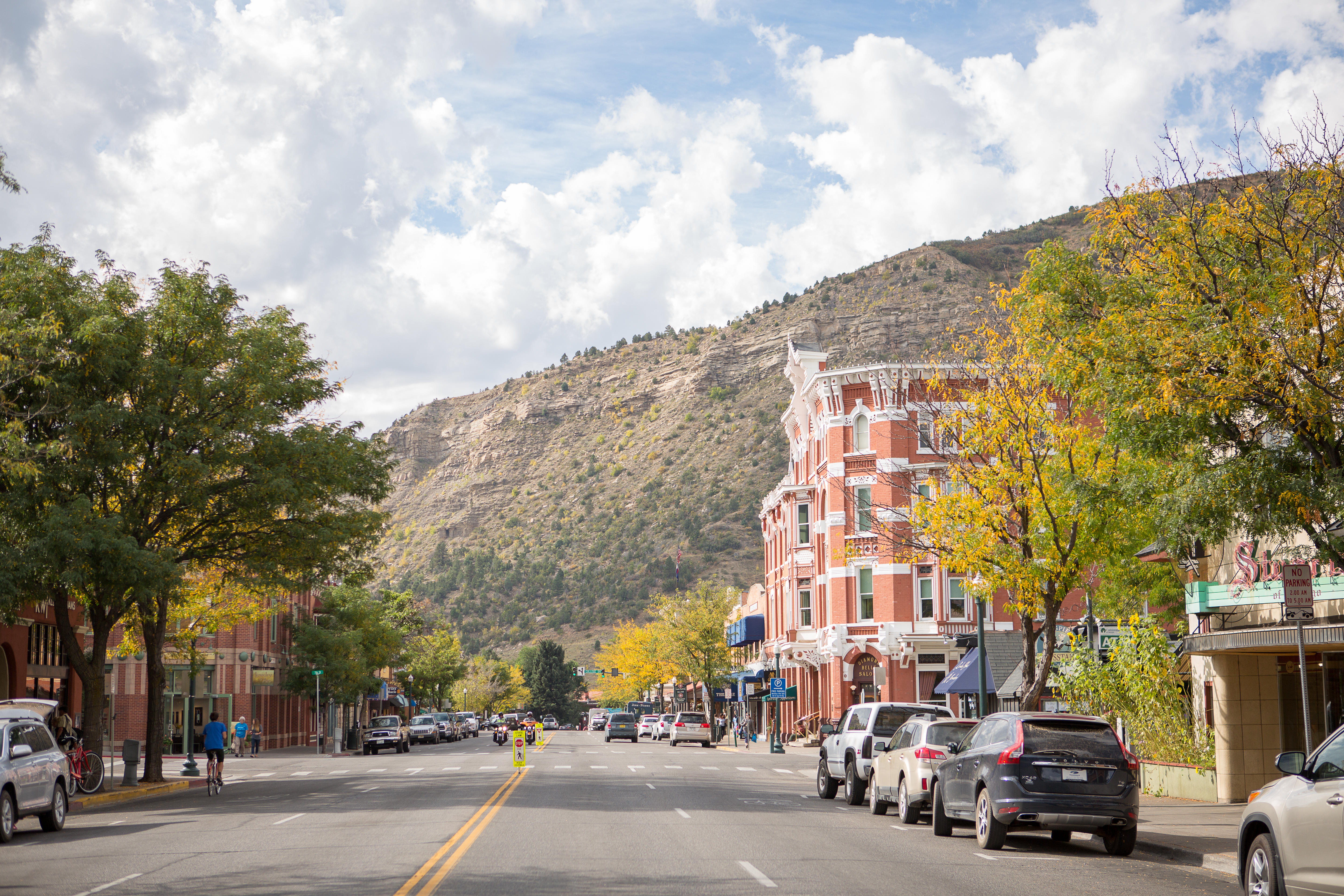 IMAGE OF FALL IN DOWNTOWN DURANGO